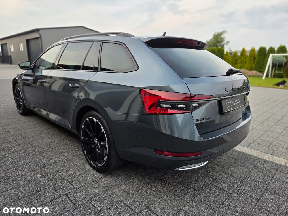 Skoda Superb 2.0 TDI 4x4 DSG Sportline - 8