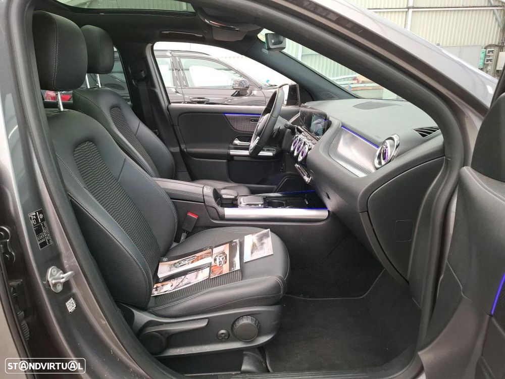 Mercedes-Benz GLA 250 - 4