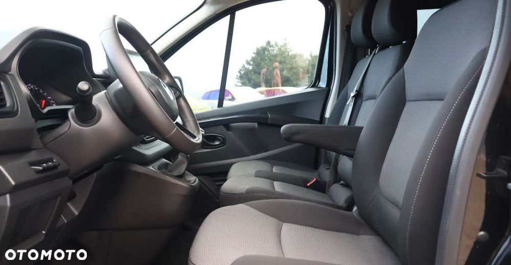 Renault Trafic - 15