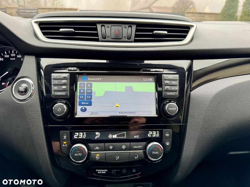 Nissan Qashqai 1.6 DIG-T TEKNA+ - 24