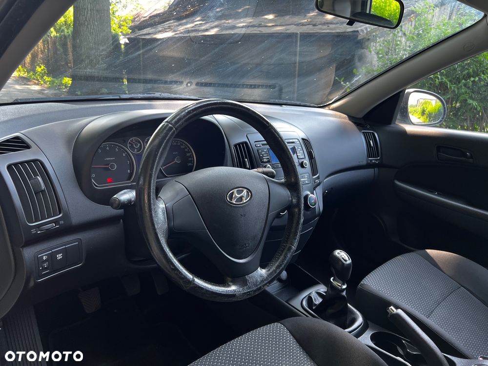 Hyundai i30 1.4 Base - 14