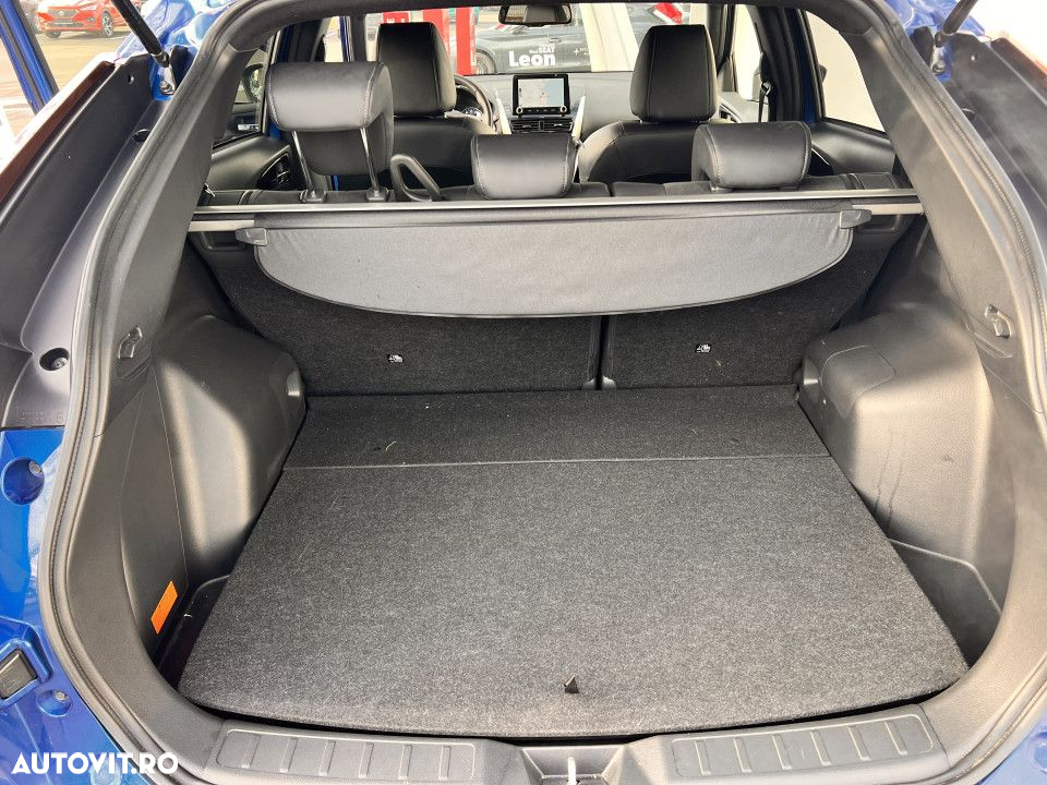 Mitsubishi Eclipse-Cross - 10
