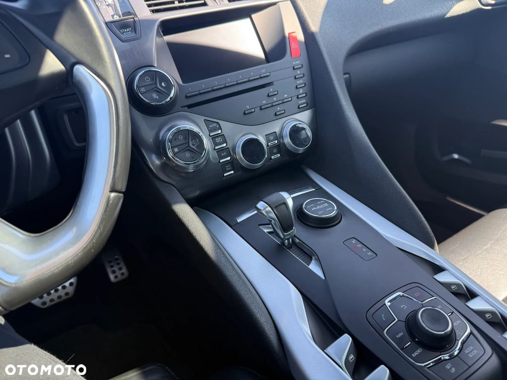 Citroën DS5 Hybrid4 EGS6 SportChic - 31