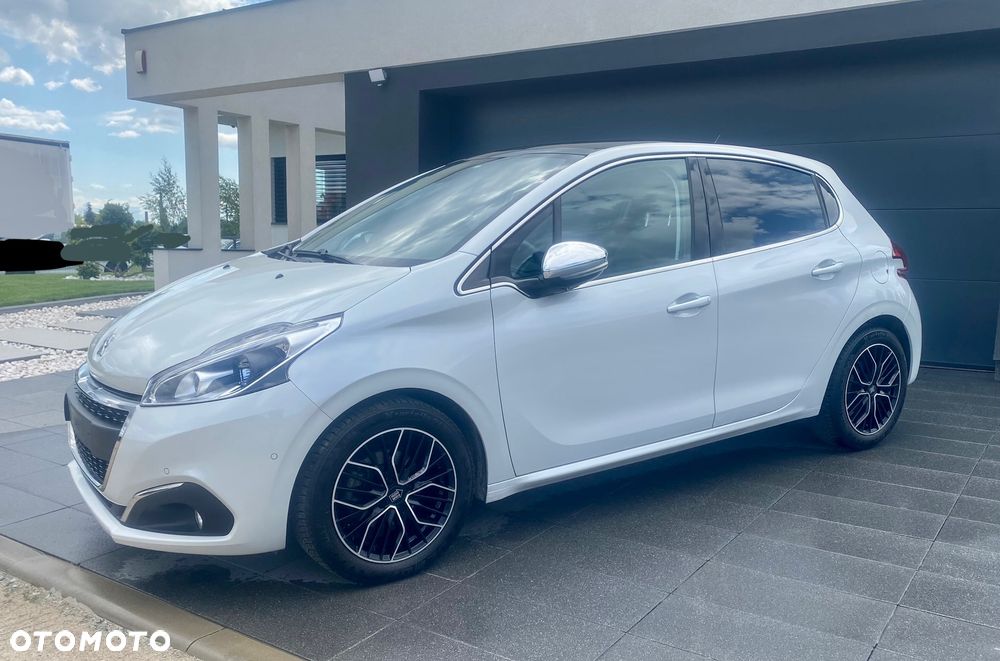 Peugeot 208 PureTech 110 Stop & Start EAT6 Allure - 4