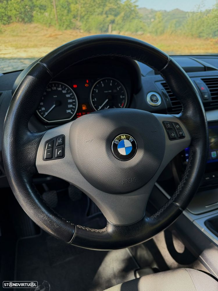 BMW 118 i Exclusive - 10