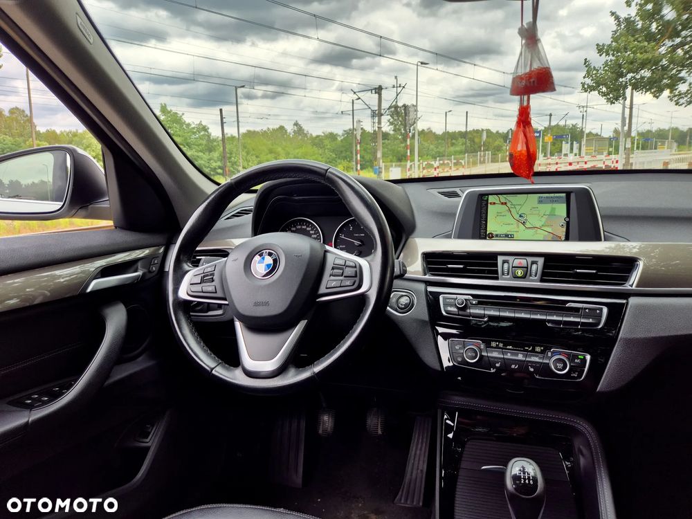 BMW X1 sDrive18d xLine - 5