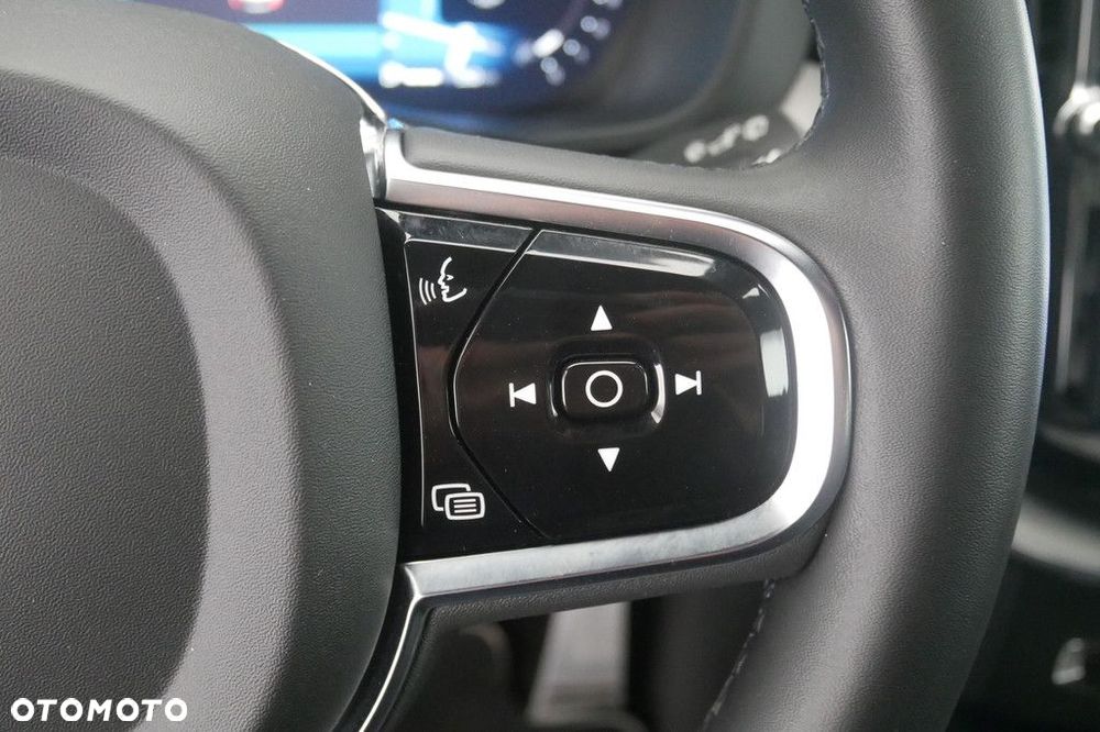 Volvo XC 60 - 24