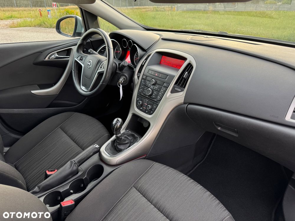 Opel Astra 1.4 Turbo Design Edition - 22