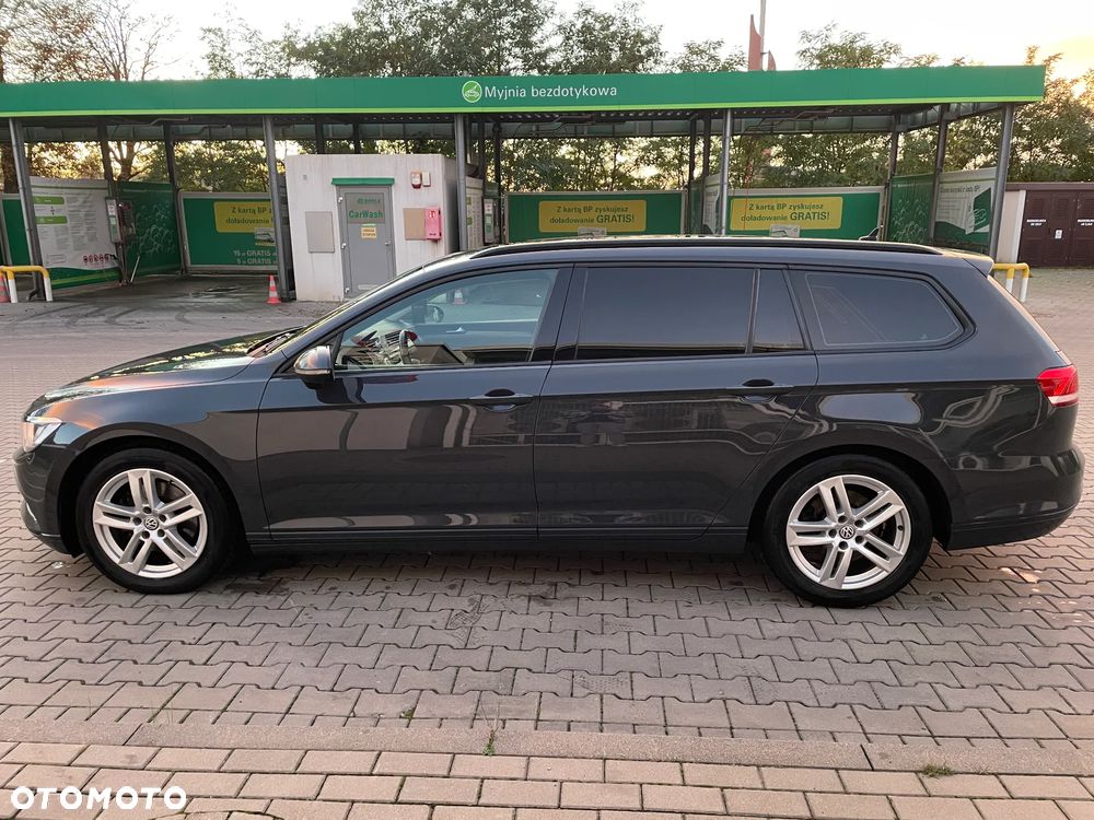 Volkswagen Passat 1.6 TDI BMT Trendline - 13