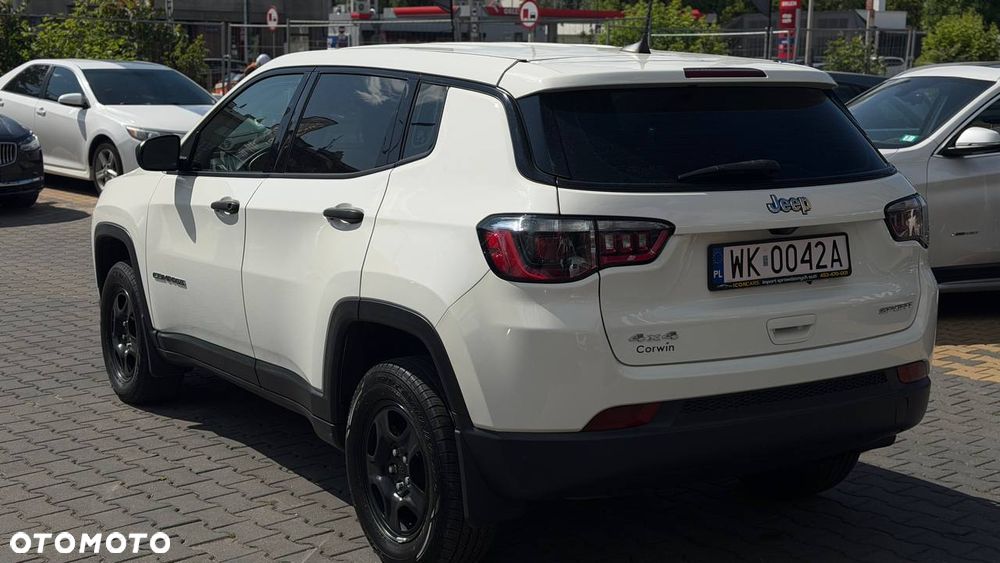Jeep Compass - 8