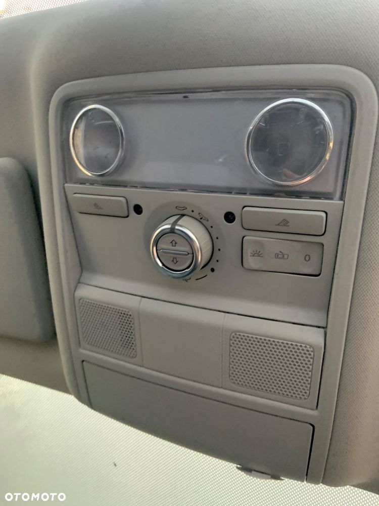 Volkswagen Sharan - 18