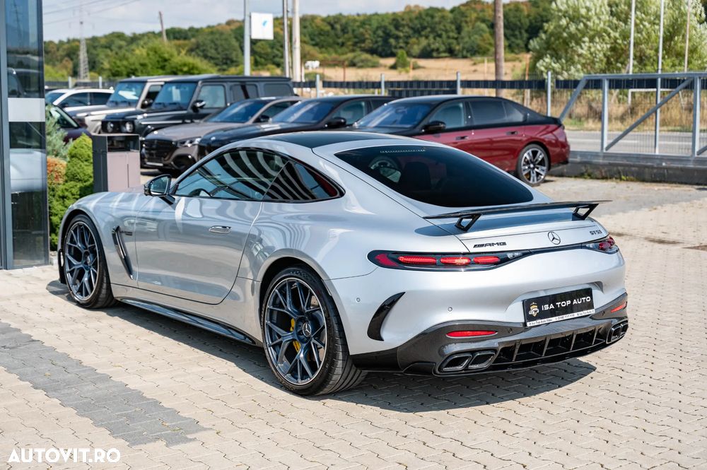 Mercedes-Benz AMG GT R Speedshift 7G-DCT - 11
