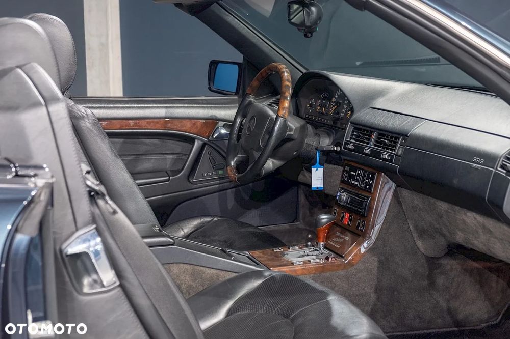 Mercedes-Benz SL - 15