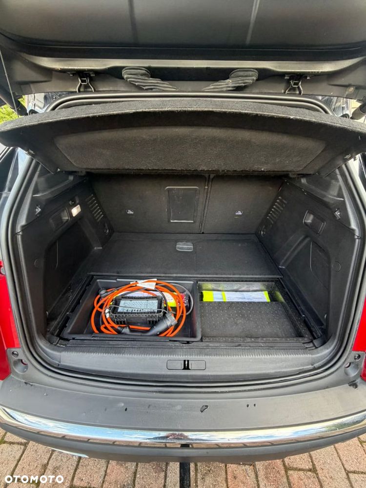 Peugeot 3008 1.6 PureTech HYbrid4 GT Line S&S EAT8 - 31