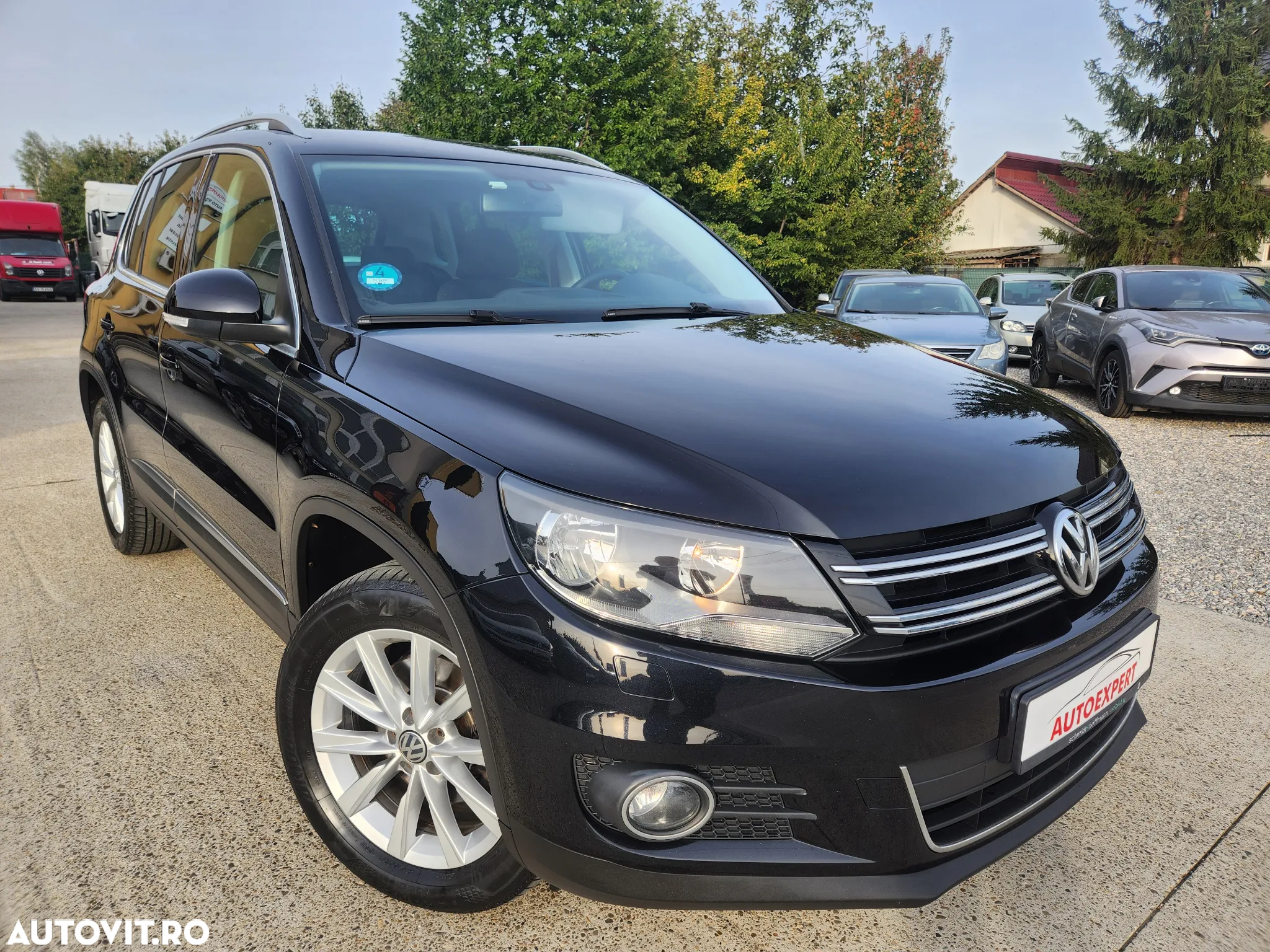 Volkswagen Tiguan 2.0 TDI 4Motion BMT Sport & Style - 5