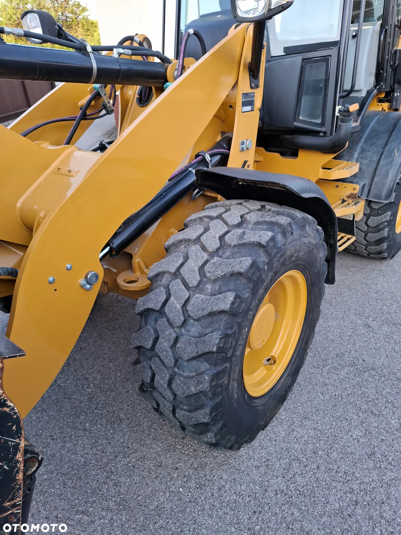 Caterpillar CAT 908 M - 14