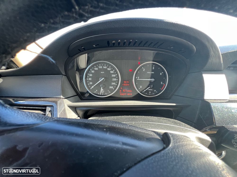 BMW 520 d Executive - 10