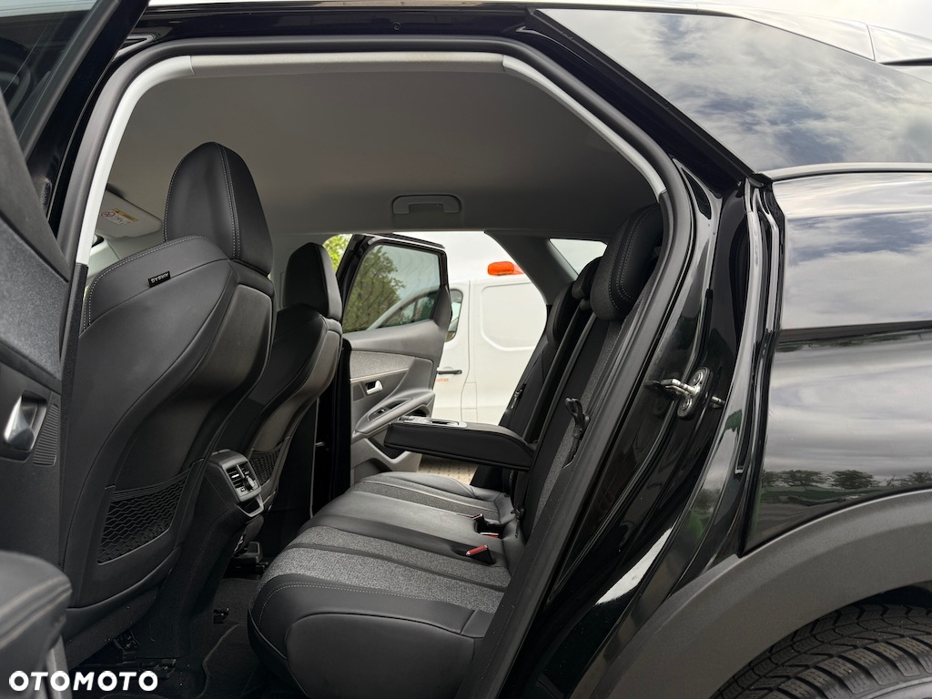 Peugeot 3008 1.5 BlueHDi Allure Pack S&S EAT8 - 28