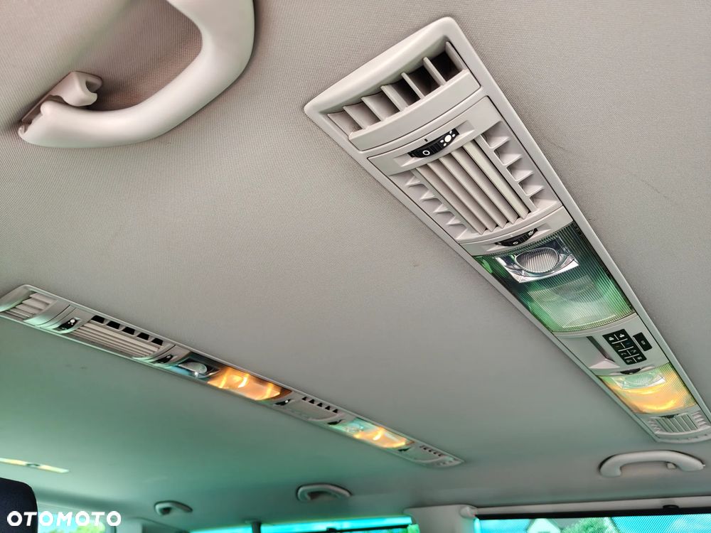 Volkswagen Caravelle 2.0 TDI L2 Comfortline - 33