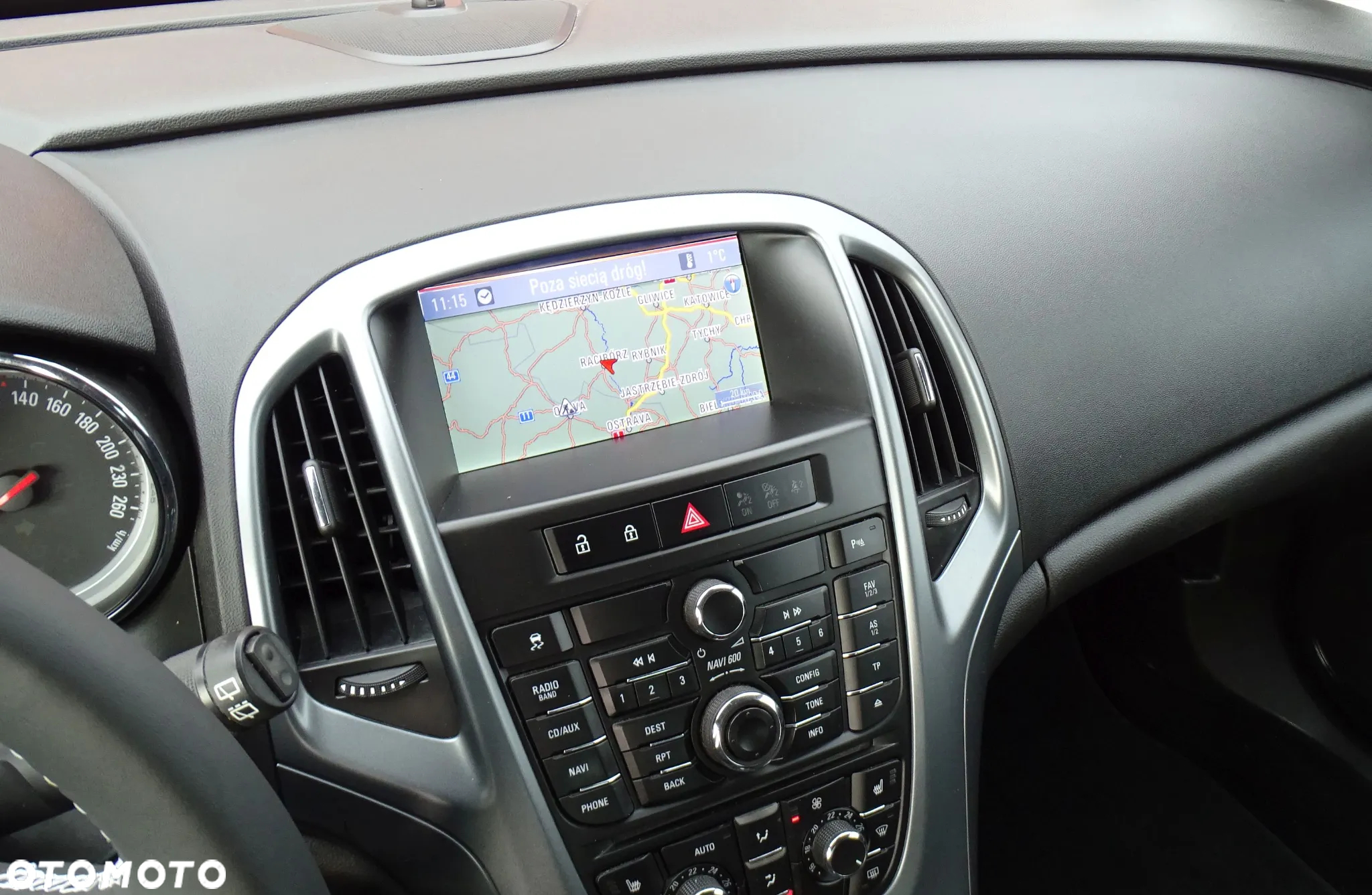 Opel Astra IV 1.4 T Cosmo - 21