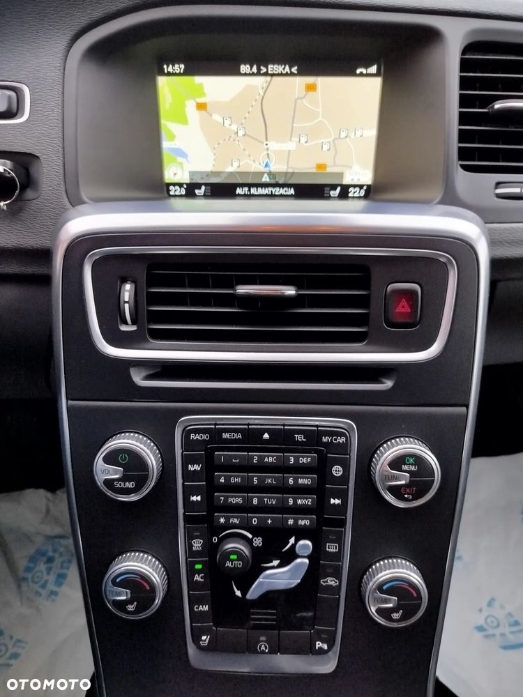 Volvo V60 D3 Business Edition - 8