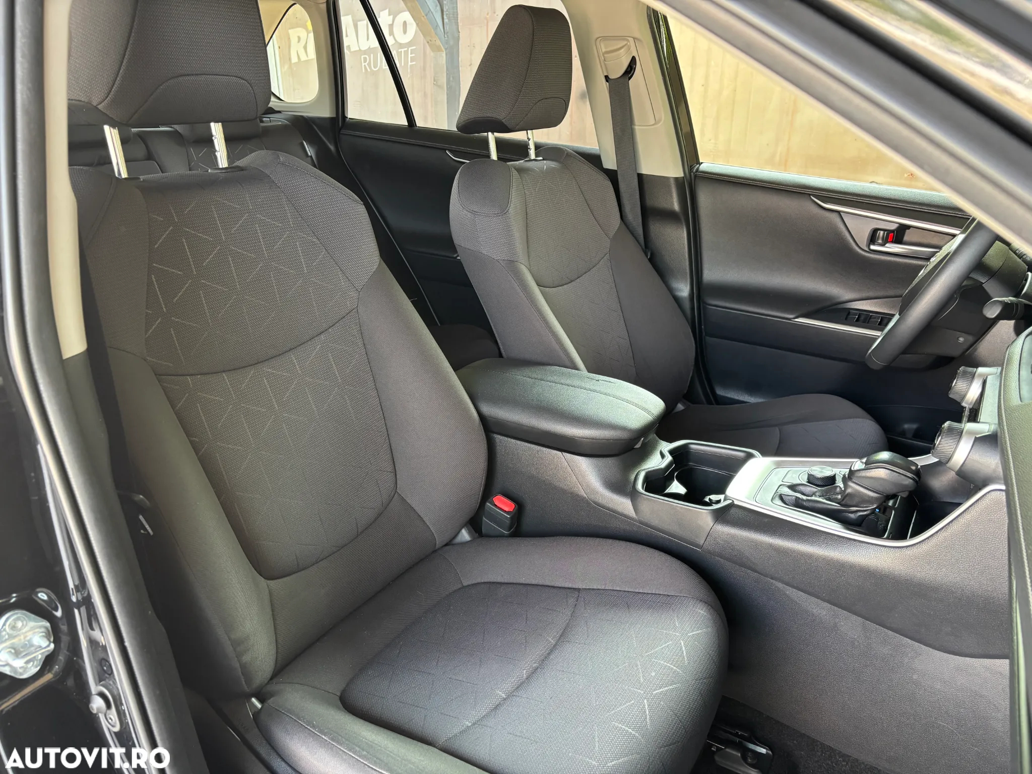 Toyota RAV4 2.5 Hybrid VVT-iE 4x4 Dynamic - 19
