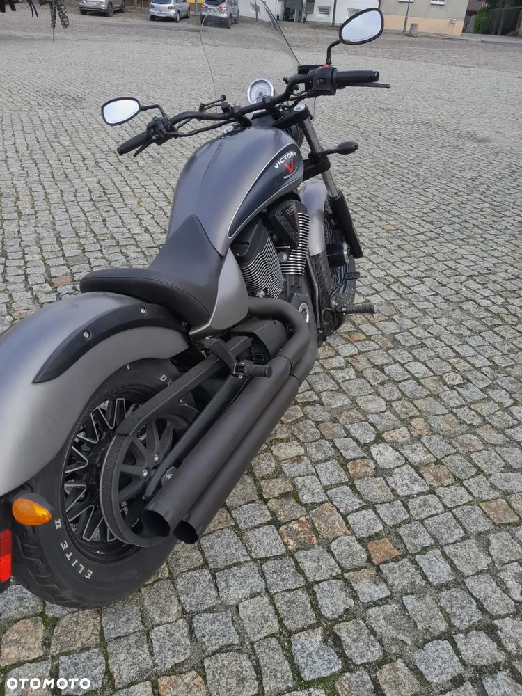 BMW K - 4