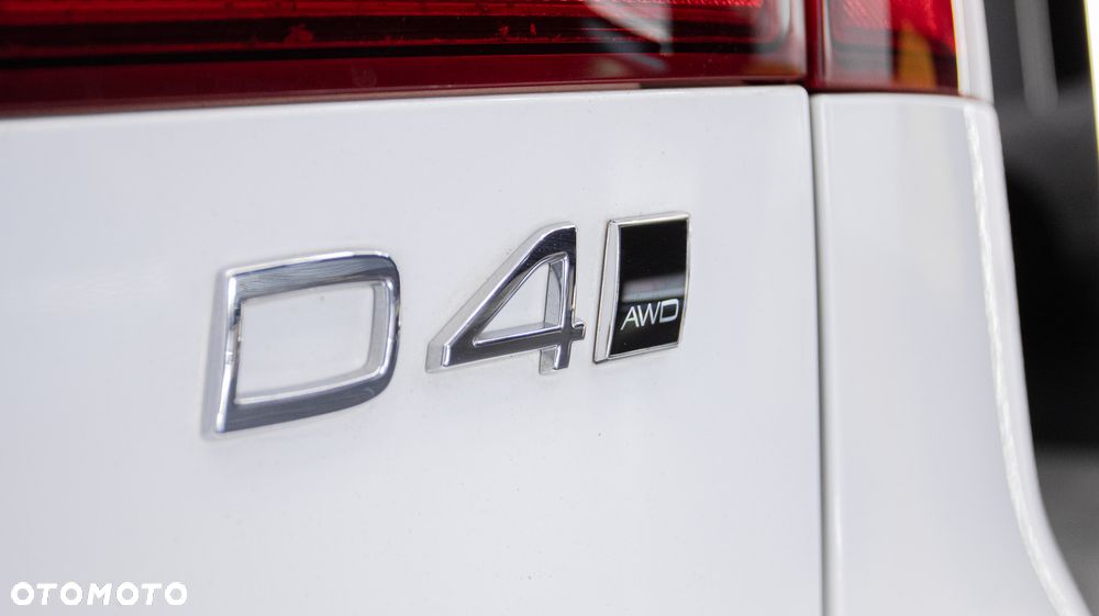 Volvo V90 Cross Country D4 SCR AWD Pro - 16