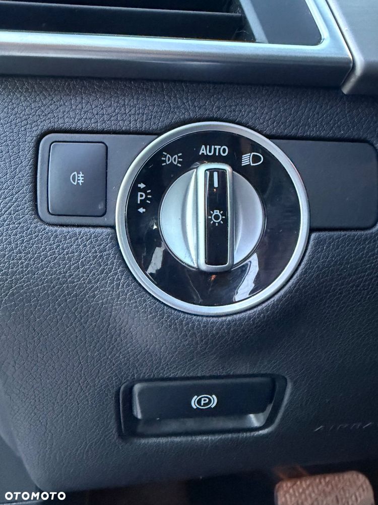 Mercedes-Benz ML - 28