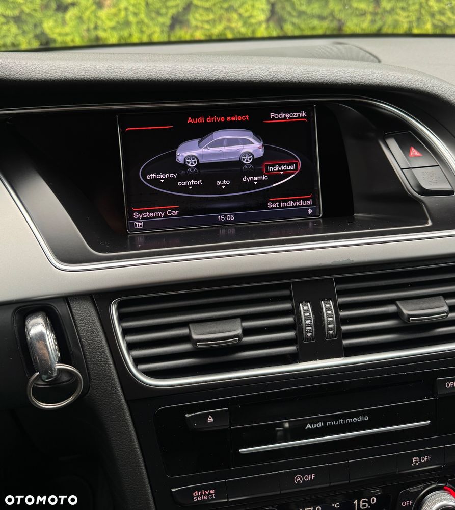 Audi A4 Avant - 30
