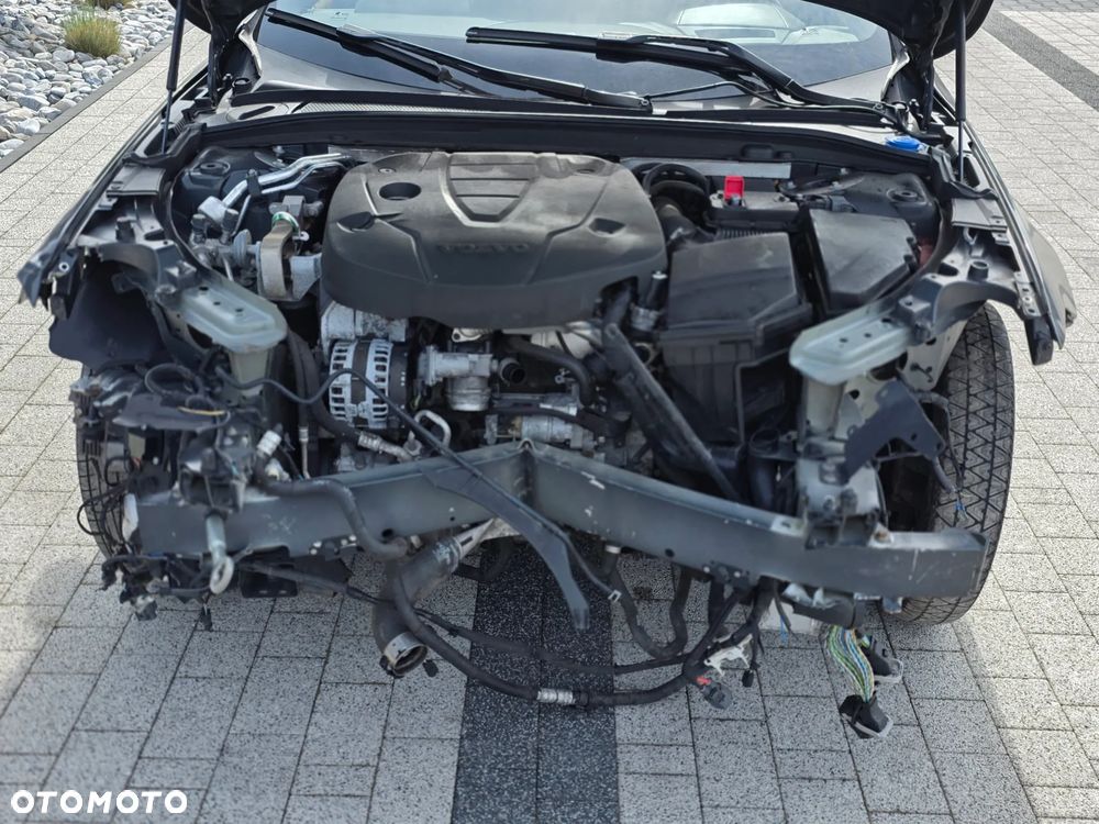 Volvo V90 D5 AWD Inscription - 8