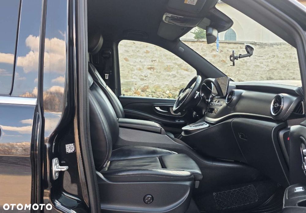 Mercedes-Benz Klasa V - 23