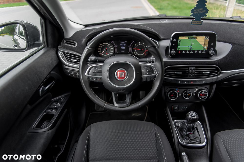 Fiat Tipo 1.4 T-Jet Lounge - 31