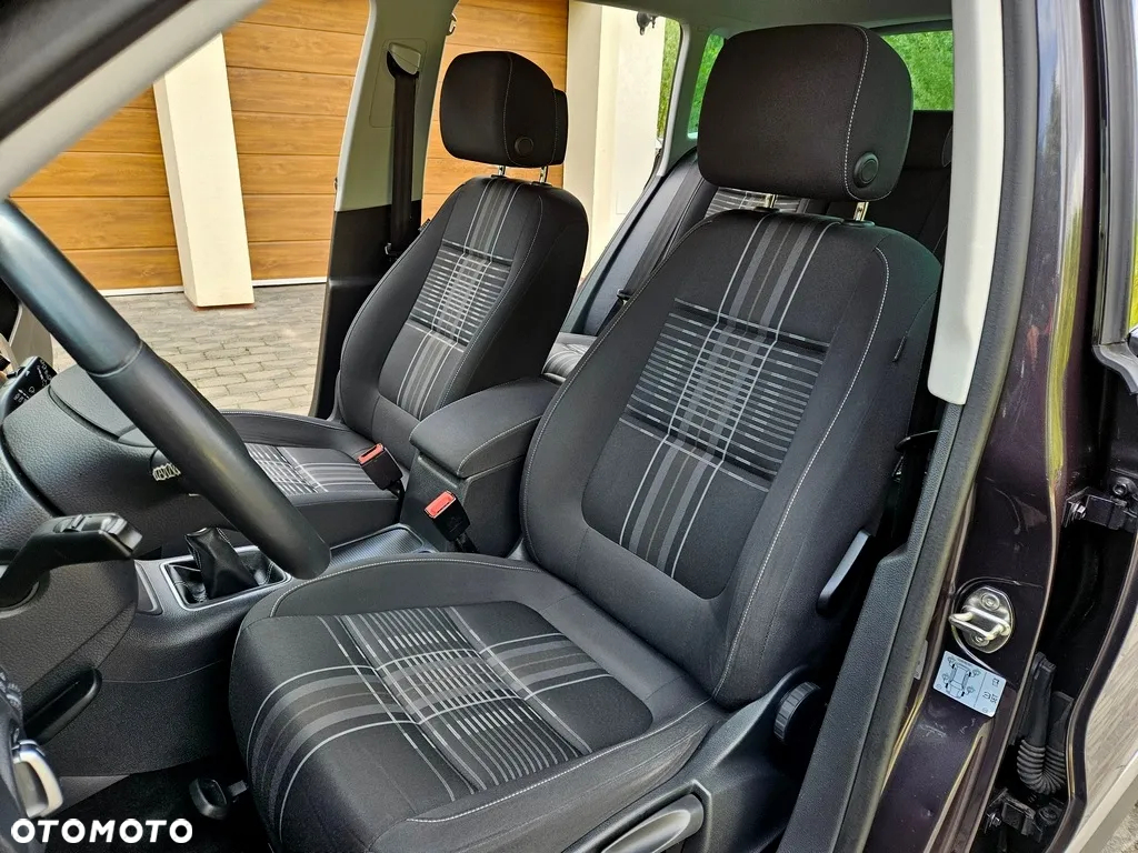 Volkswagen Tiguan 2.0 TDI SCR BlueMotion Technology Lounge Sport & Style - 12