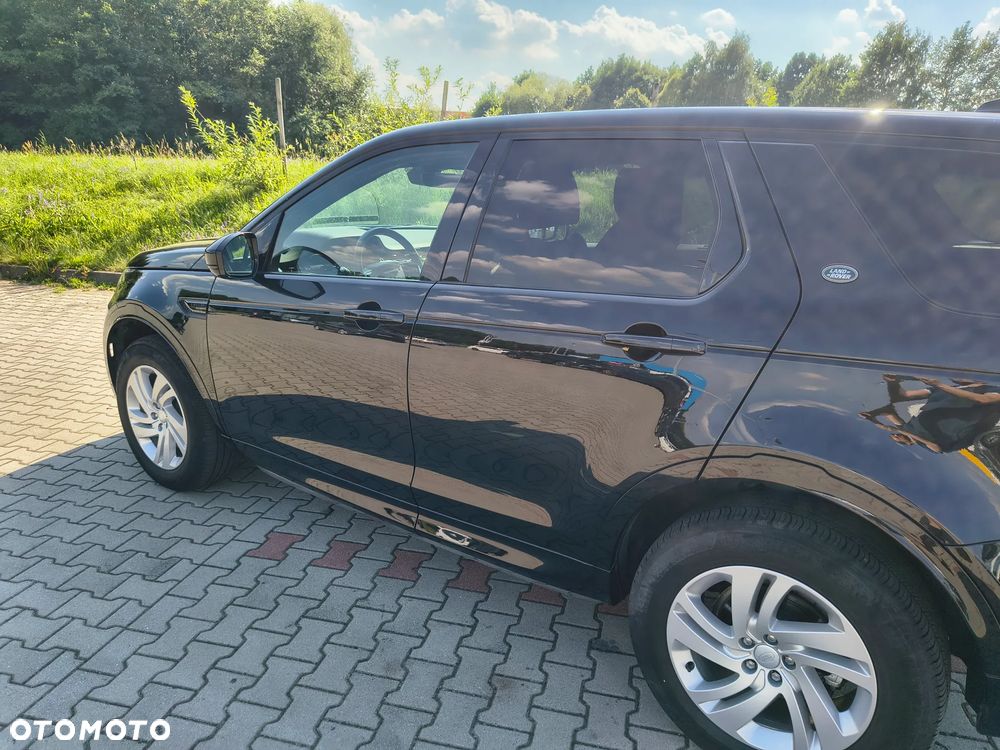 Land Rover Discovery Sport 2.0 P200 mHEV R-Dynamic S - 11