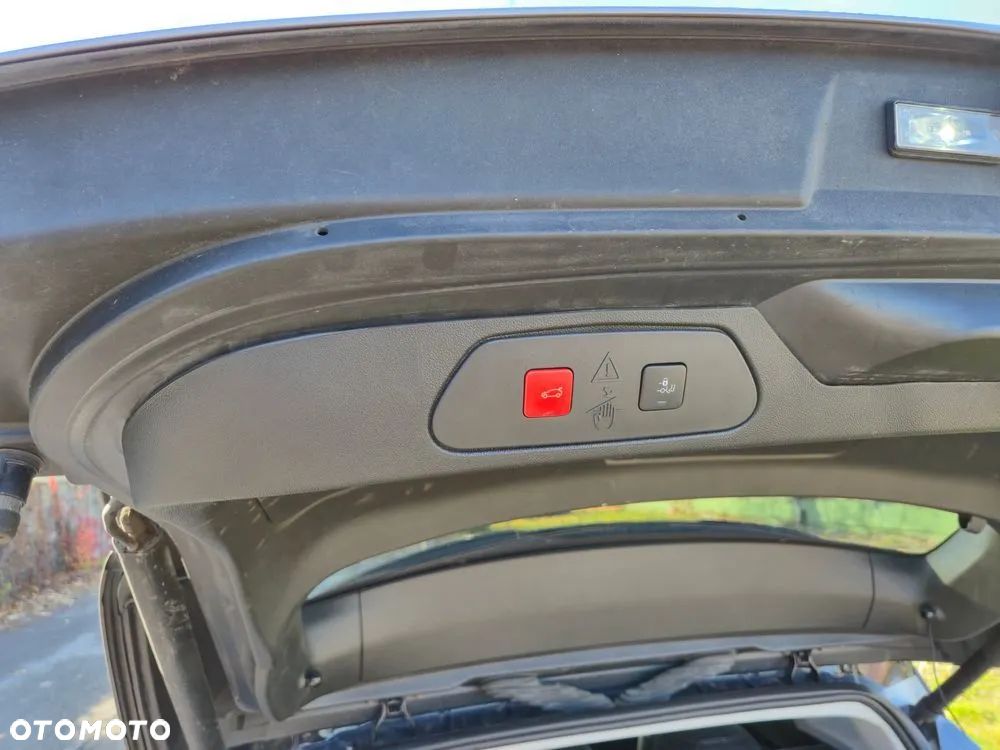 Opel Grandland Plug-in-Hybrid 1.6 DI Automatik GSe - 34