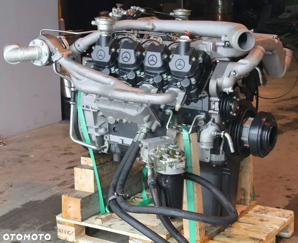 Remont silnika Claas OM502LA V8 Mercedes-Benz Actros Demag - 1