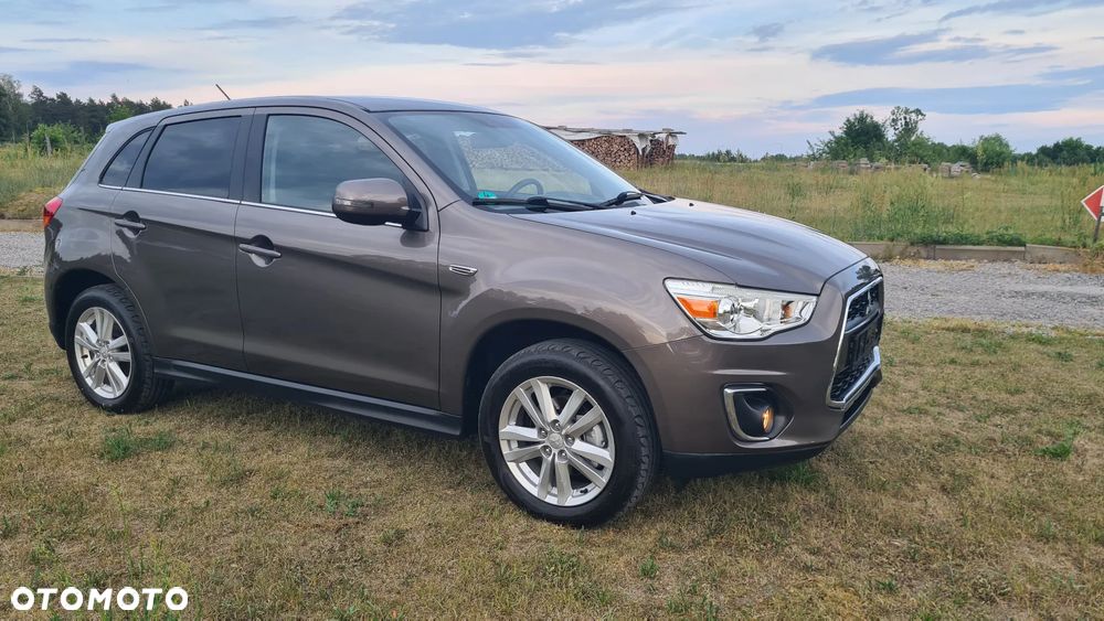 Mitsubishi ASX - 10