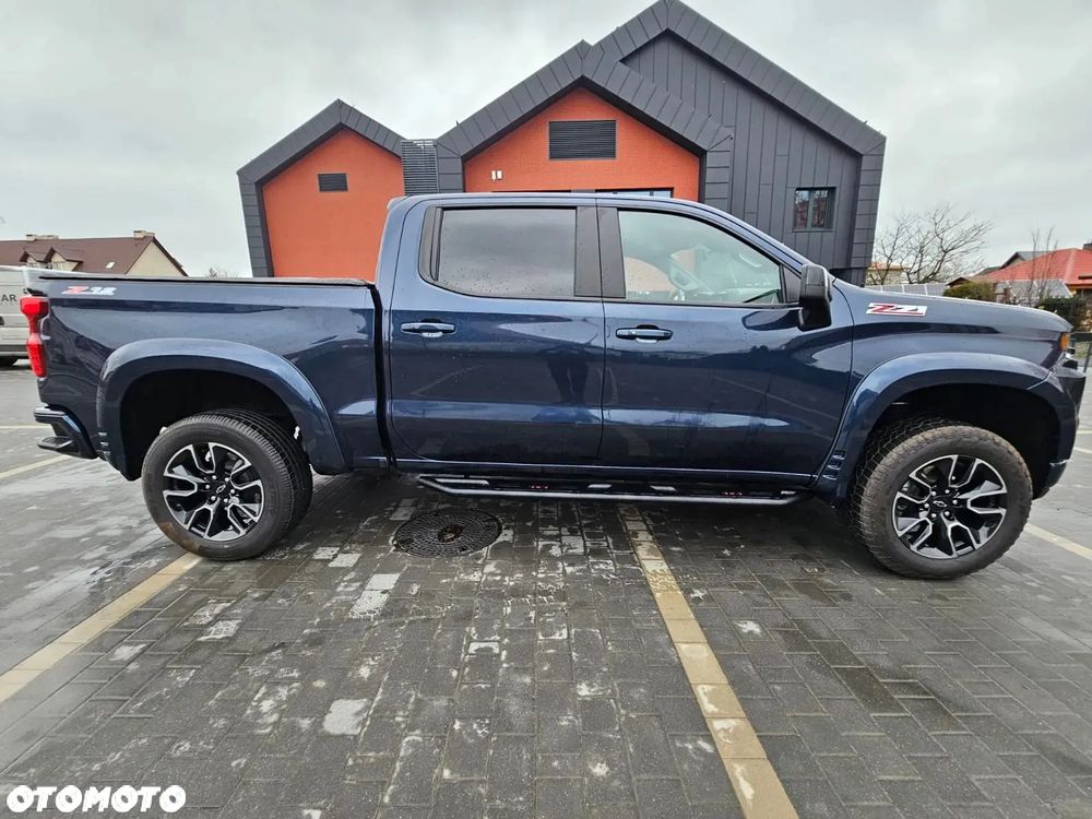 Chevrolet Silverado - 16