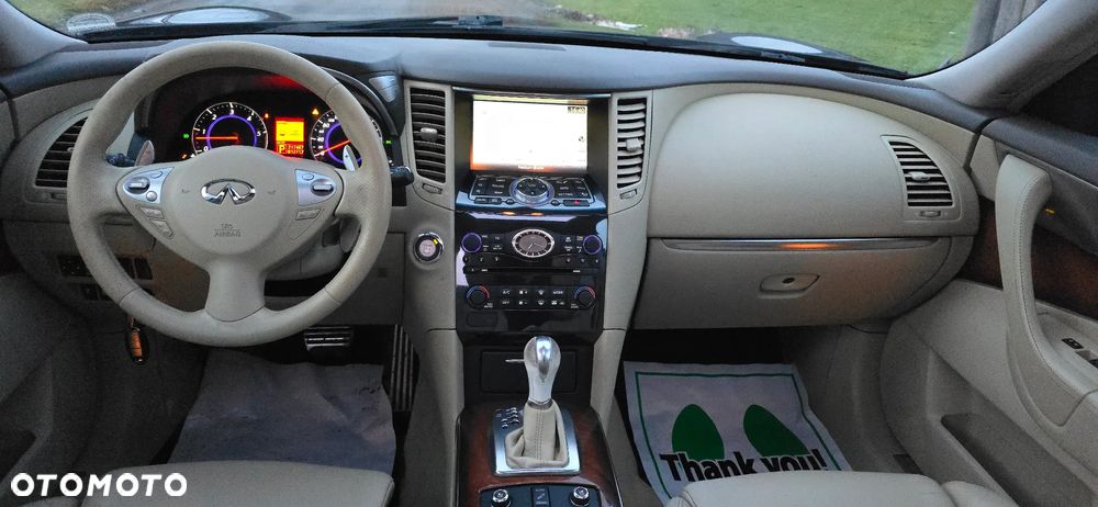 Infiniti FX FX30d AWD S Premium - 9