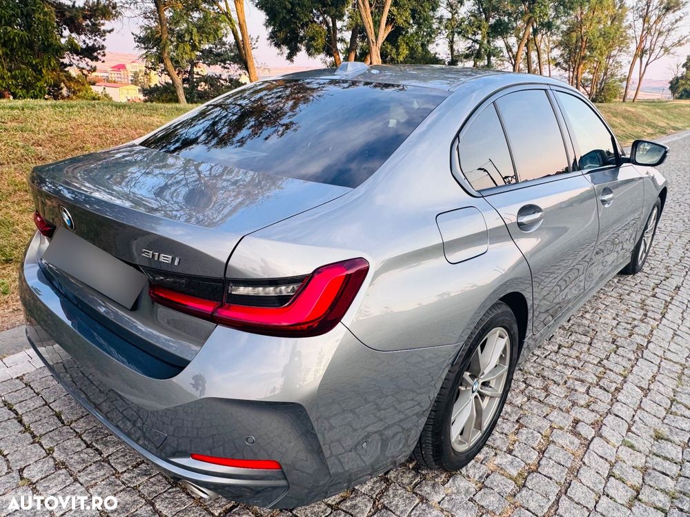 BMW Seria 3 318i Aut. - 9