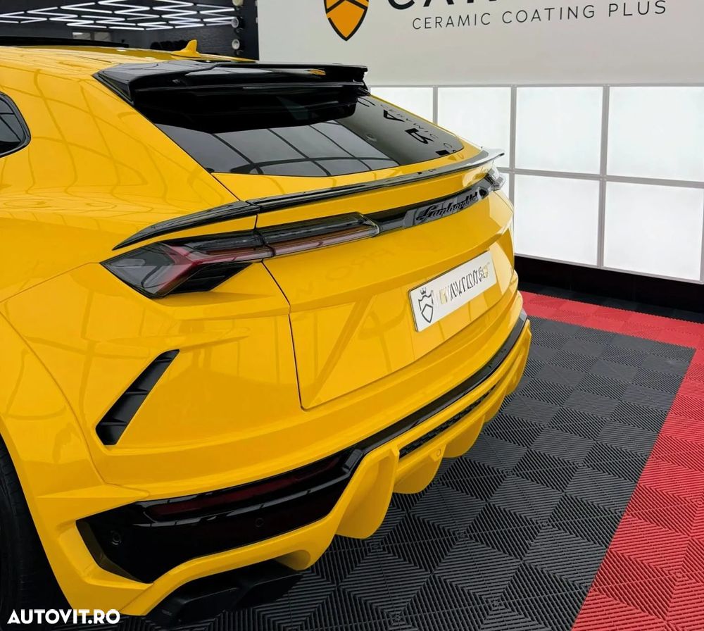 Lamborghini URUS Standard - 24
