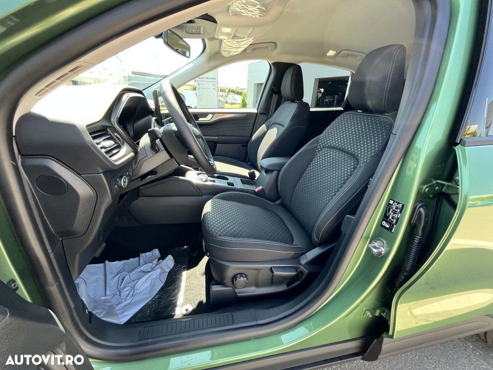 Ford Kuga - 17