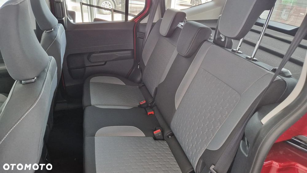 Ford Tourneo Courier 1.0 EcoBoost Titanium - 12