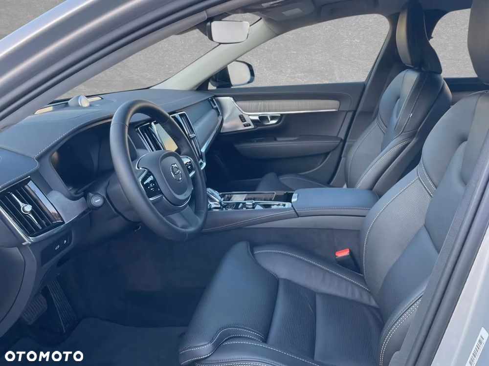 Volvo S90 T8 AWD Plug-In Hybrid Ultimate Dark - 4