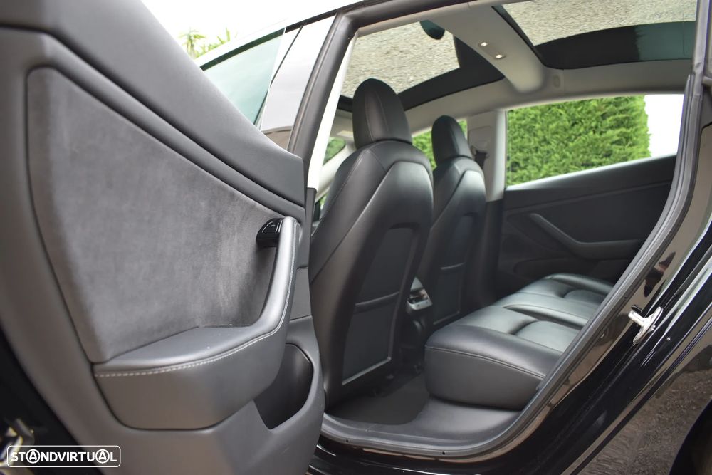 Tesla Model 3 Standard Range Plus RWD - 11