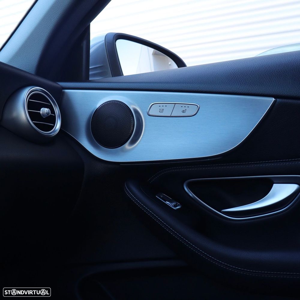 Mercedes-Benz C 220 d Cabrio 9G-Tronic AMG Line - 22