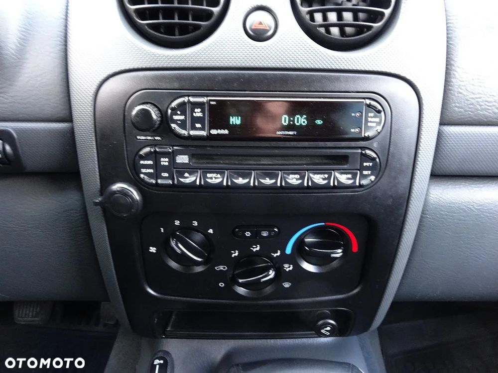 Jeep Cherokee 2.8 CRD Renegade - 26