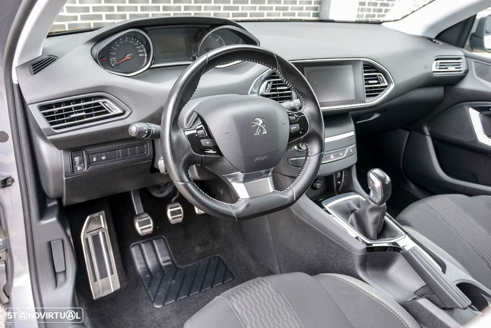 Peugeot 308 SW 1.6 BlueHDi Allure - 14