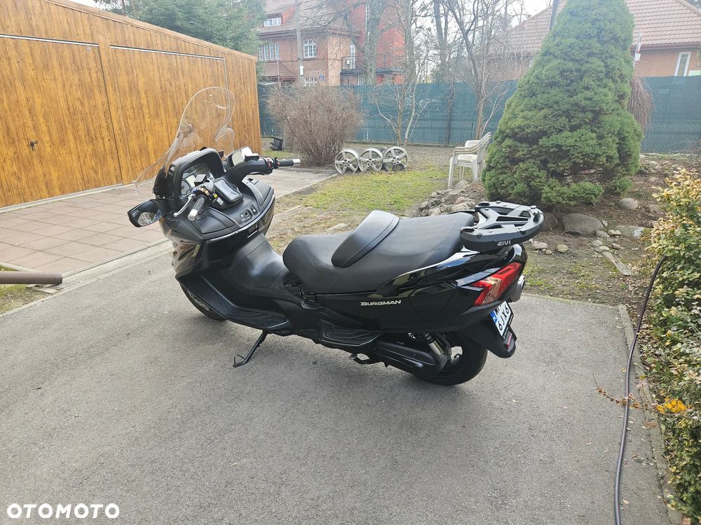Suzuki Burgman - 5